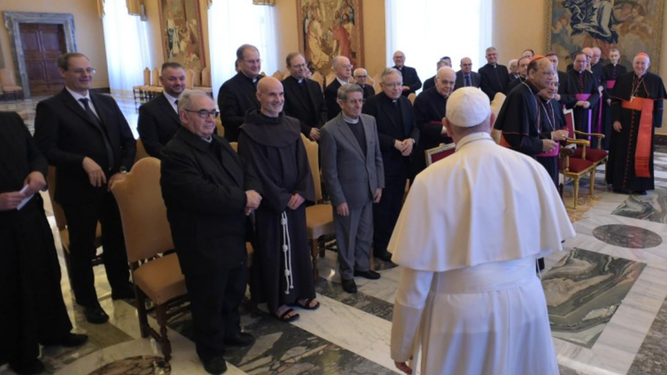 Papa Francisco y el Pontificio Consejo para los Textos Legislativos