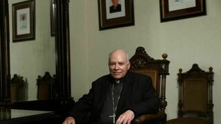 Cardenal  Aguiar Retes, arzobispo primado de México