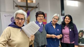 Concentración de mujeres por la igualdad en la Iglesia