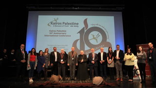 Integrantes de Kairós Palestina en el cierre del encuentro del 10° Aniversario, en el centro Dar Annadwa de Belén, el 29/11/19