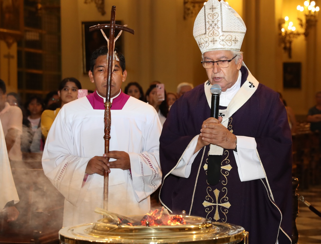 Carlos Castillo, arzobispo de Lima