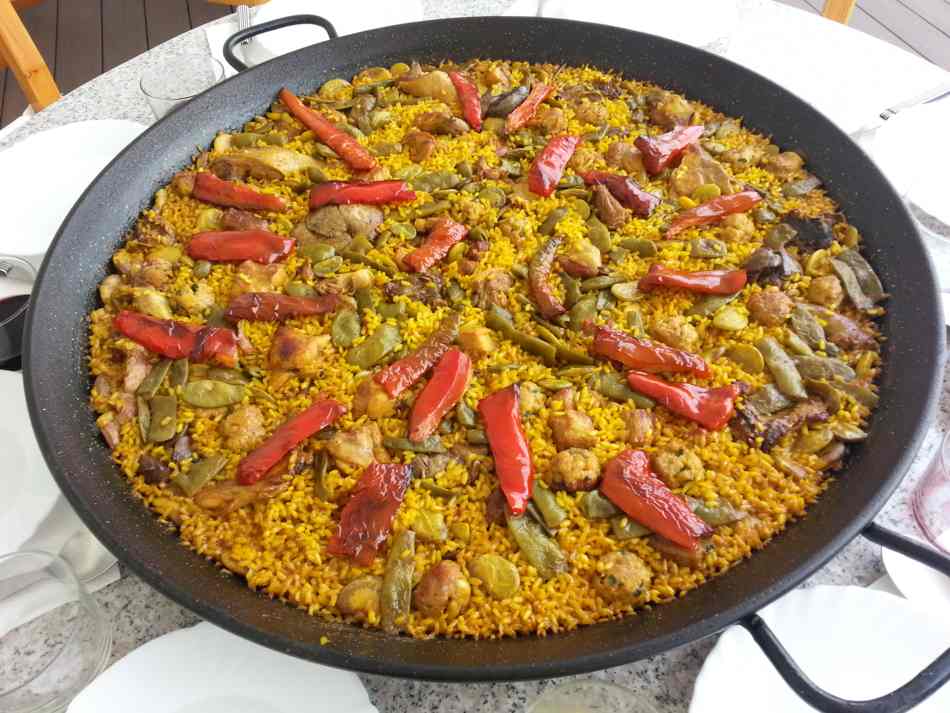 Paella-valenciana