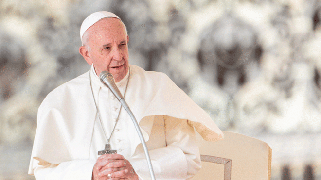 ¿Por qué no se otorga a Francisco la adhesión que se entregó a Juan Pablo II y a Benedicto XVI?