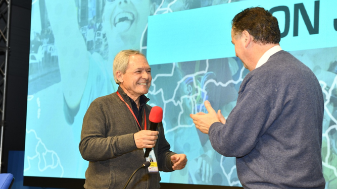 Juan Carlos Pérez Godoy y el padre Artime
