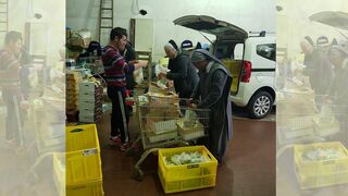 "Gracias a los voluntarios por ayudar a los sin techo"