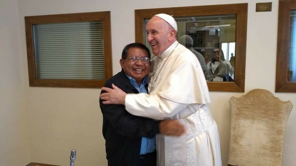 Justino Sarmento Rezende con el Papa Francisco