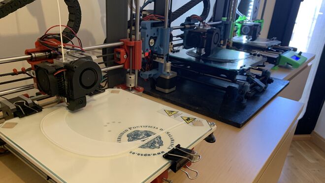 Impresoras 3D contra el COVID-19 a toda máquina en la UPSA