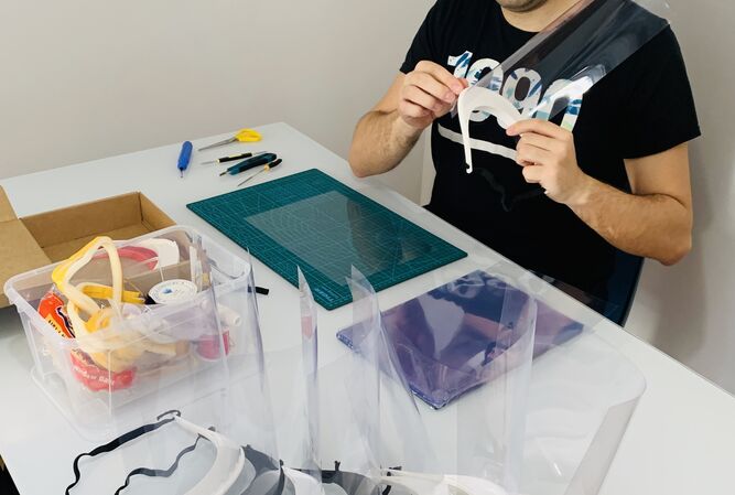 Han logrado producir 30 pantallas diarias