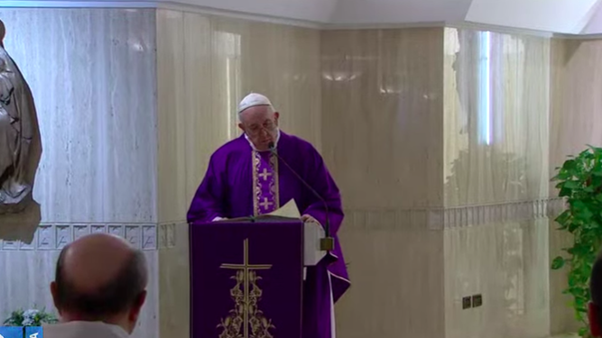 Misa papal en la capilla de Santa Marta