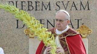Las palmas de Ramos de los papas son siempre de Elche.