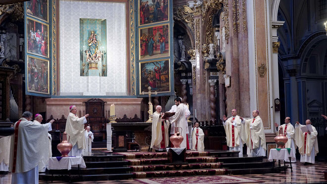 Misa Crismal en la Catedral de Valencia
