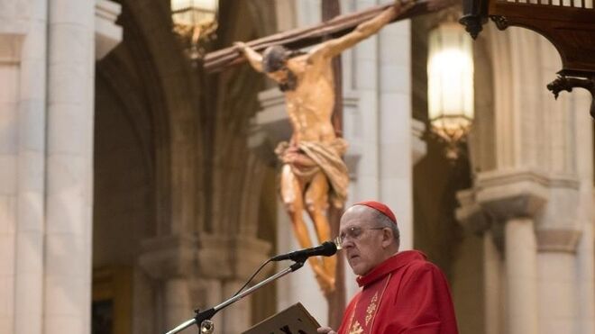 Osoro: "La pandemia pone rostros al Crucificado"