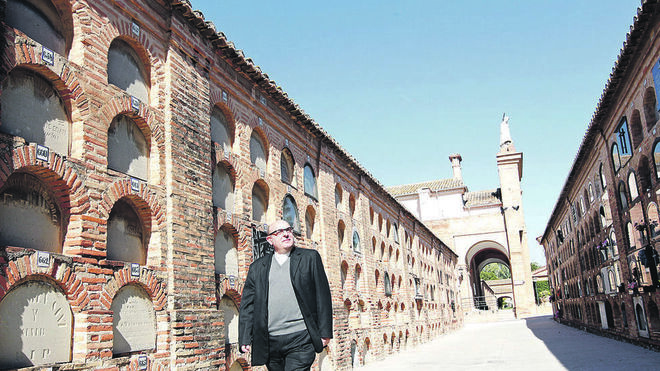 Benjamín Zorrilla, capellán del cementerio general de Valencia
