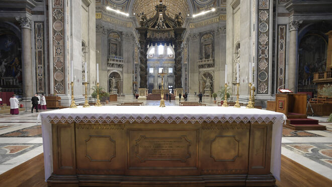 El altar vacío de San Pedro