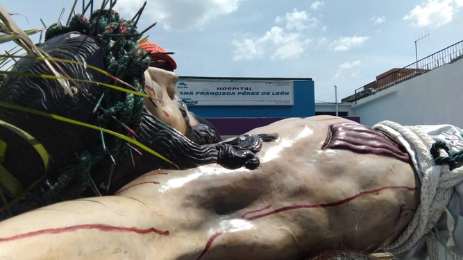 Cristo y hospital