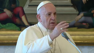 La bendición del Papa en el regina coeli