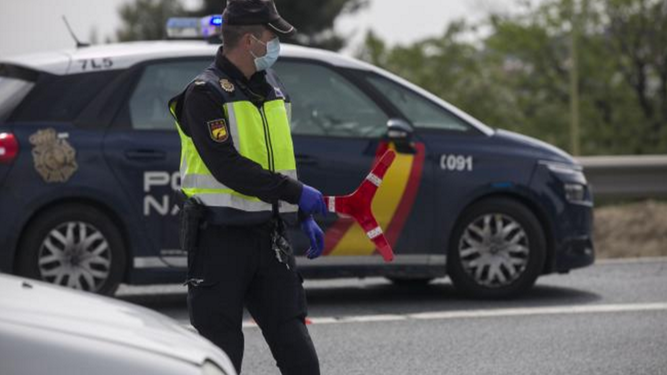 La Policía durante el estado de alarma en España
