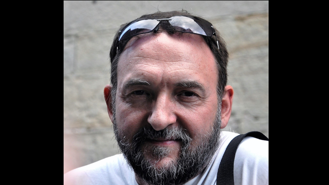 J. Yzuel Sanz