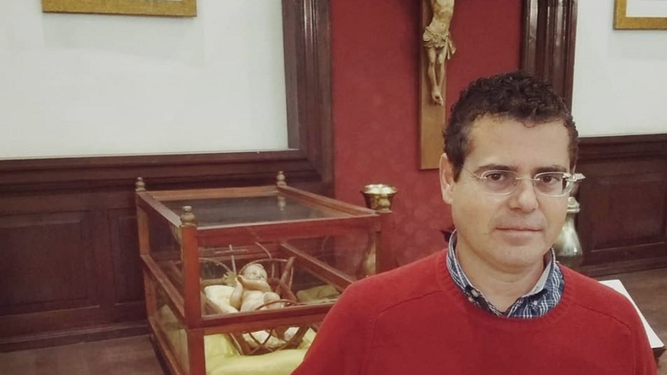 Javier Abad Chismol