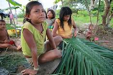 Indígenas en la Amazonía colombiana