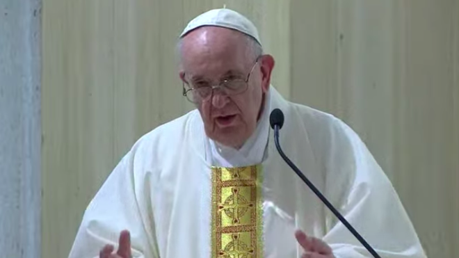 El grito del Papa: “Atención, no viralizar la Iglesia, no viralizar los sacramentos, no viralizar al pueblo de Dios”
