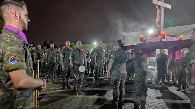 Procesión de Viernes Santo en la misión militar española en Turquía
