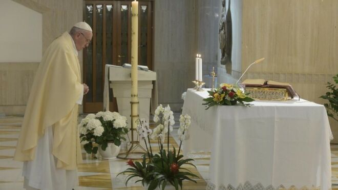 Francisco denuncia "la pandemia social de los usureros" que se lucran con el hambre de los pobres