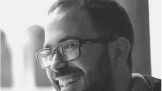 El diácono Nubar Hamparzoumian