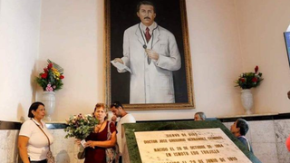Tumba de José Gregorio Hernández, médico venezolano