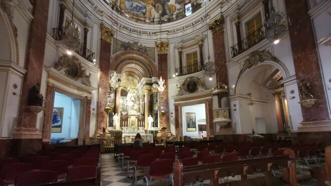 La Basílica de la Virgen, abierta por pandemia