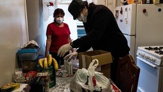 El padre Pablo, parroquia de Santa Rita de Ciscia, en el corazón del sur de El Bronx