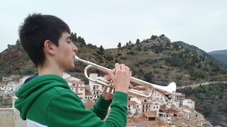 David interpretando los Gozos.