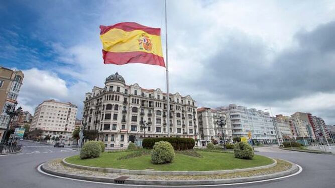Pedro Sánchez anuncia un "homenaje público" a las víctimas del coronavirus