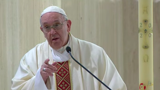 El Papa advierte de las "mafias espirituales" que impiden ver la luz