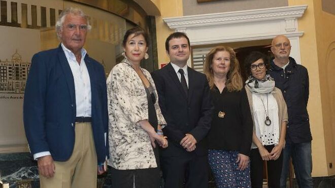 Isaac Benzaquén, a la izquierda