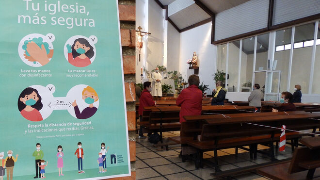 La vuelta a misa pone sobre la mesa los criterios pastorales y la libertad religiosa