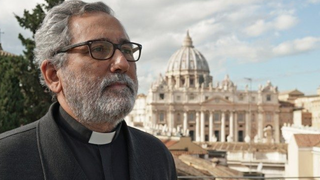 El jesuita Guerrero Alves en el Vaticano