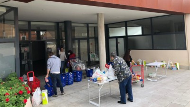 Cáritas: la demanda de alimentos se ha triplicado
