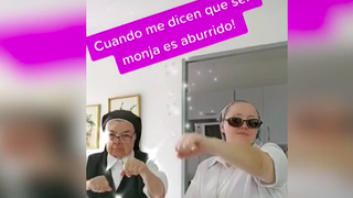 ¿Quién dijo que ser monja es aburrido?