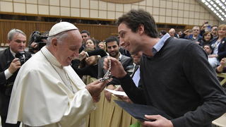 El Papa y Tomas Insua