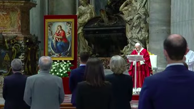 Francisco, con los fieles en Pentecostés