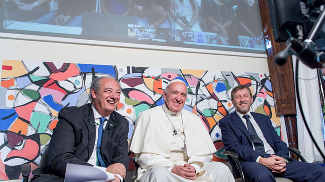 Representantes de Scholas y el Papa Francisco