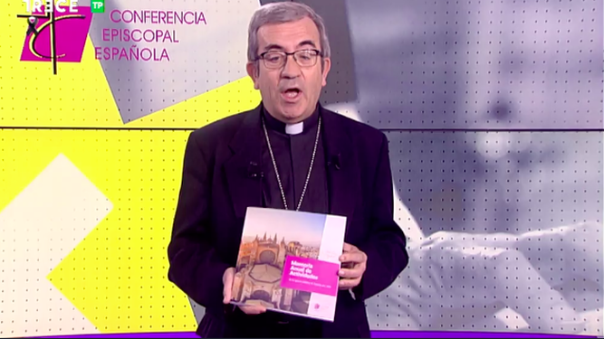 Luis Argüello presenta la Memoria de la CEE