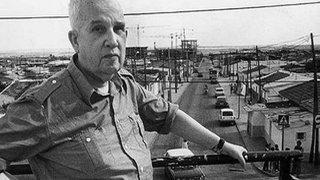 El padre Llanos en El Pozo, Vallecas, años 60