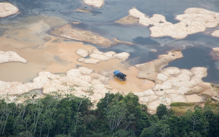 Minería ilegal yanomamis