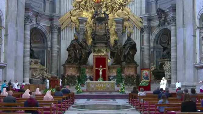 Medio centenar de fieles en San Pedro