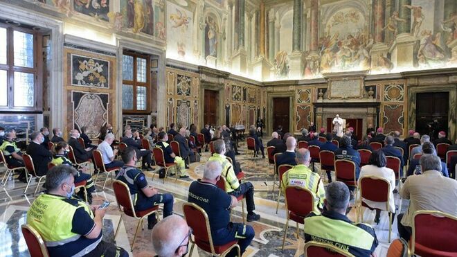 Francisco, a los sanitarios italianos: "Sois ángeles"