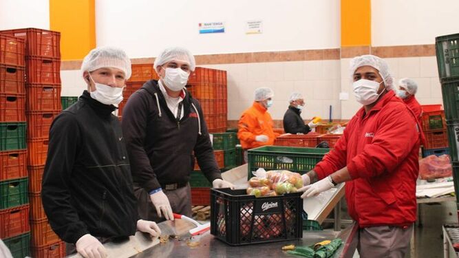 Voluntarios en pandemia Banco Alimentos Bogotá
