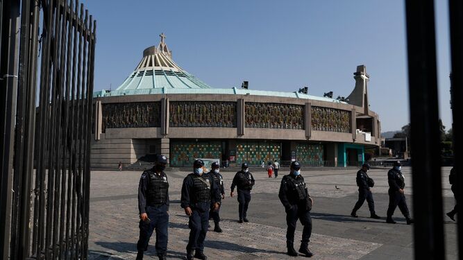 Basílica. Ya no aguanta.