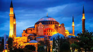 Cúpula y minaretes. Santa Sofía. Estambul